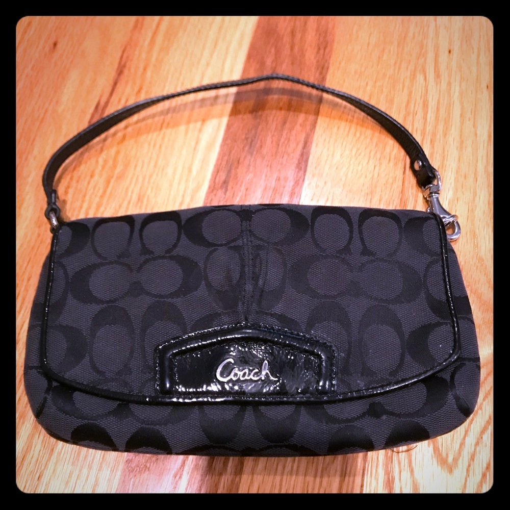 Coach clutch black with adjustable strap like new